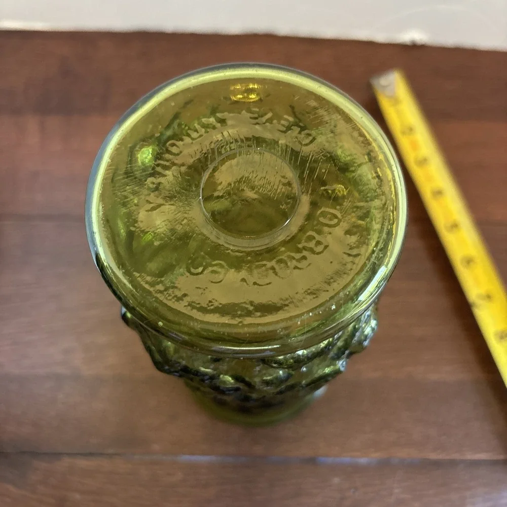 Vintage E.O. Brody & Co.‎ Emerald Green Crinkled Glass Vase 9.5 in Cleveland, OH